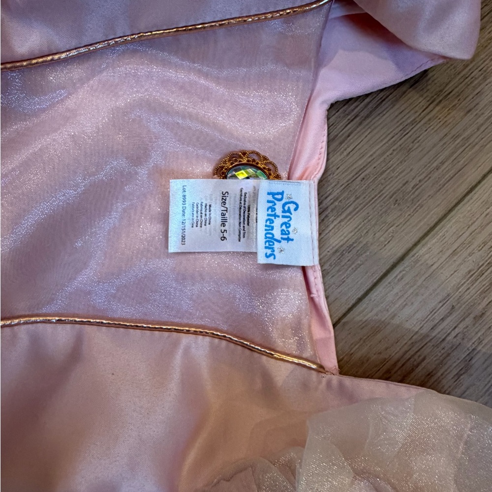 Great Pretenders Antique Princess Gown - Picture 6 of 8